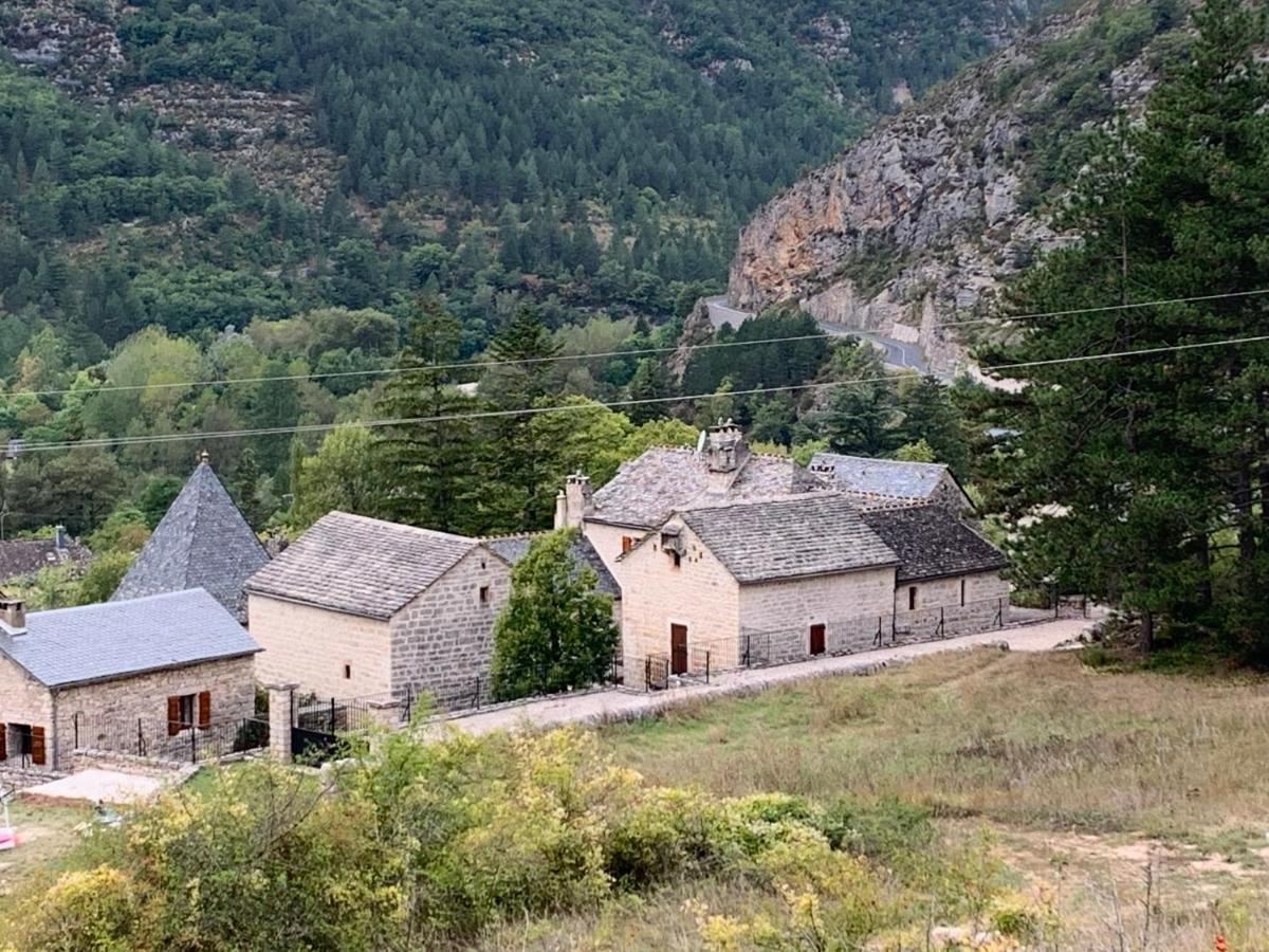 La Voutee 5 Epis Avec Bain Finlandais Prive Au Manoir Du Charme Gorges Du Tarn Bed & Breakfast Quezac  ภายนอก รูปภาพ