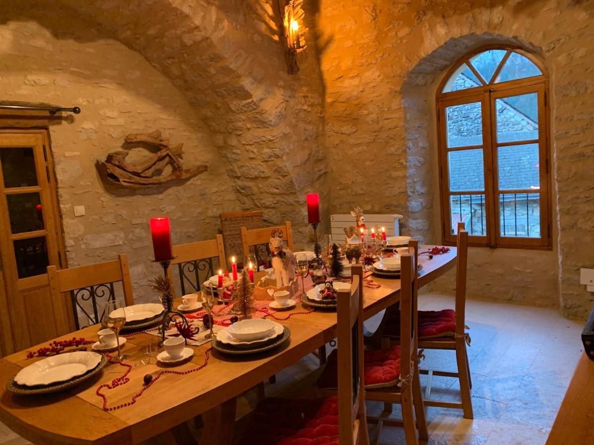 La Voutee 5 Epis Avec Bain Finlandais Prive Au Manoir Du Charme Gorges Du Tarn Bed & Breakfast Quezac  ภายนอก รูปภาพ