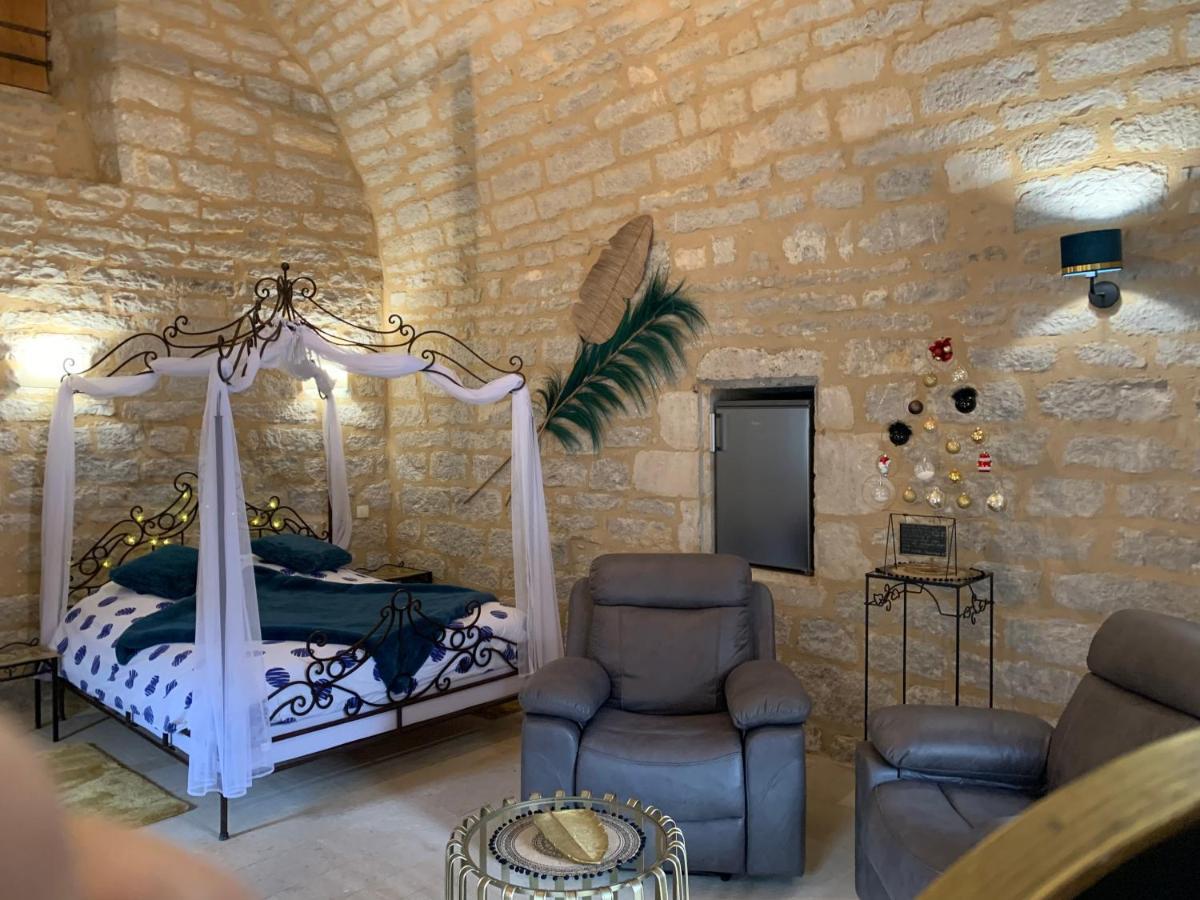 La Voutee 5 Epis Avec Bain Finlandais Prive Au Manoir Du Charme Gorges Du Tarn Bed & Breakfast Quezac  ภายนอก รูปภาพ
