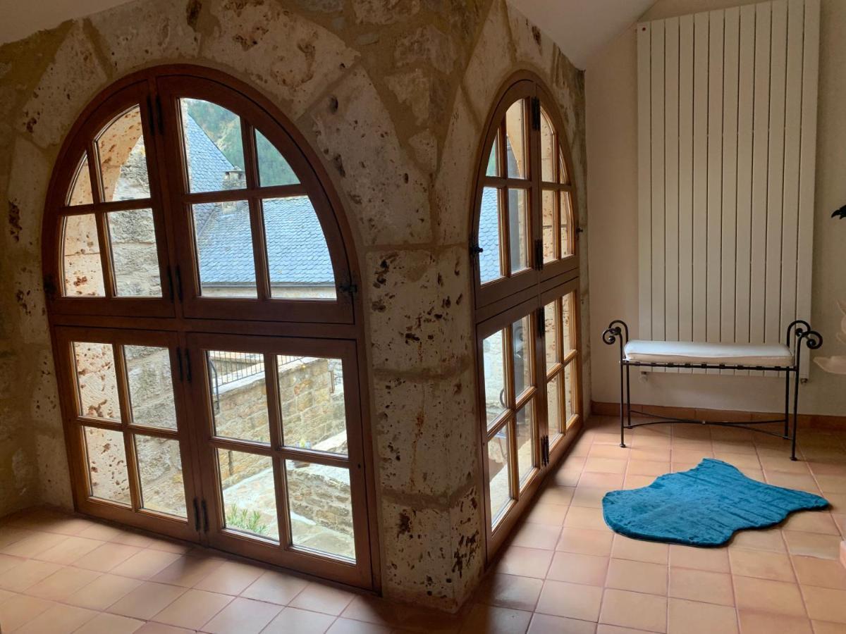 La Voutee 5 Epis Avec Bain Finlandais Prive Au Manoir Du Charme Gorges Du Tarn Bed & Breakfast Quezac  ภายนอก รูปภาพ